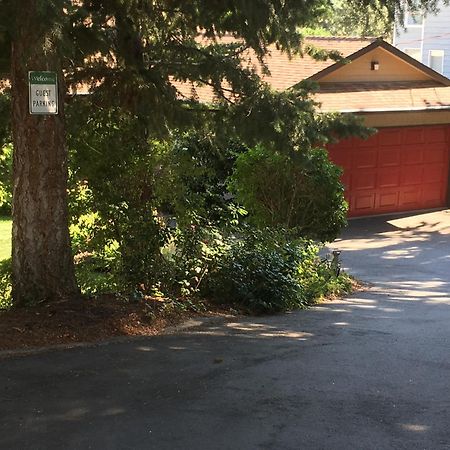 Lakeview Gardens B&B Peachland Εξωτερικό φωτογραφία